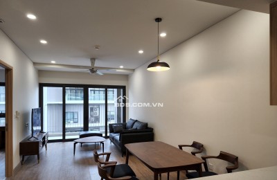 SKY PARK RESIDENCE CẦU GIẤY – CĂN HỘ CAO CẤP GẦN 90M², 2PN + PHÒNG LÀM VIỆC | FULL NỘI THẤT | 23 TRIỆU/THÁNG